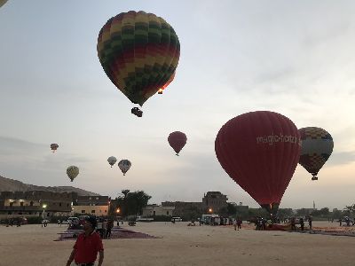 Calatorie cu balonul cu aer cald, Luxor